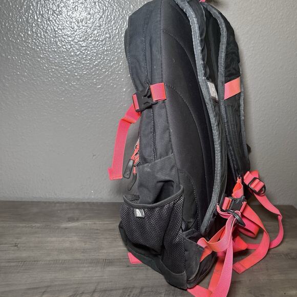 The North Face Borealis Black Hot Pink Laptop Hiking Backpack Bag - Picture 8 of 13